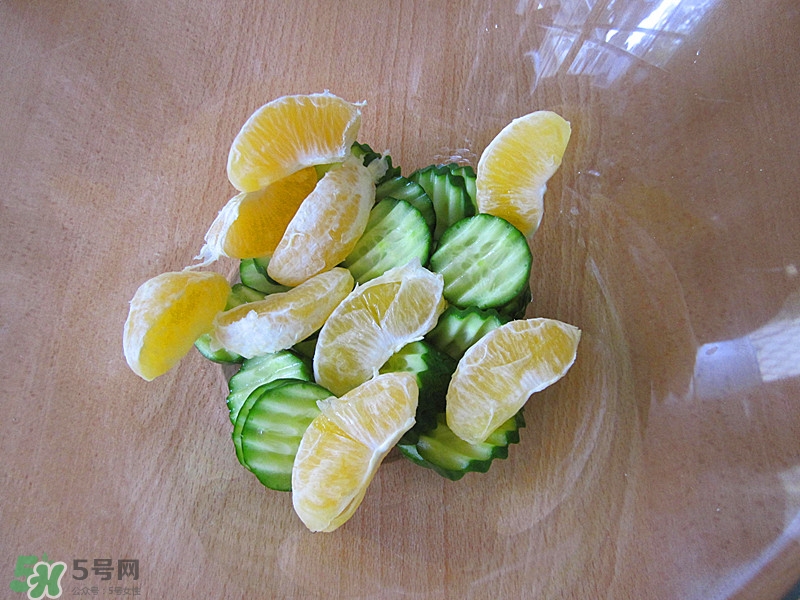 牛油果沙拉怎么做？牛油果沙拉用什么醬？