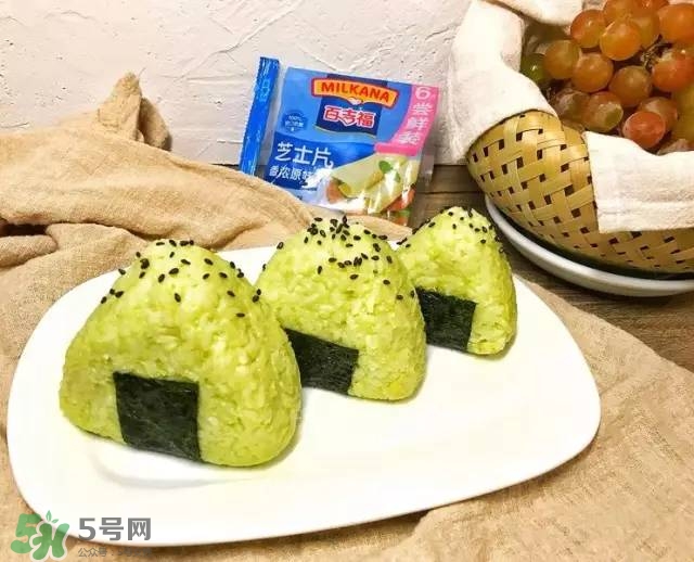 牛油果沙拉怎么做？牛油果沙拉用什么醬？