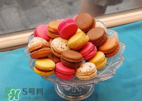 馬卡龍好壞怎么分辨？馬卡龍來自哪個(gè)國家