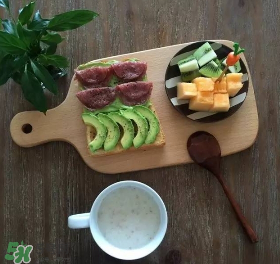 牛油果是什么味道？牛油果是甜的嗎？