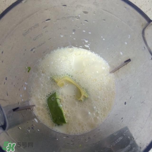 牛油果奶昔怎么做？牛油果奶昔的功效
