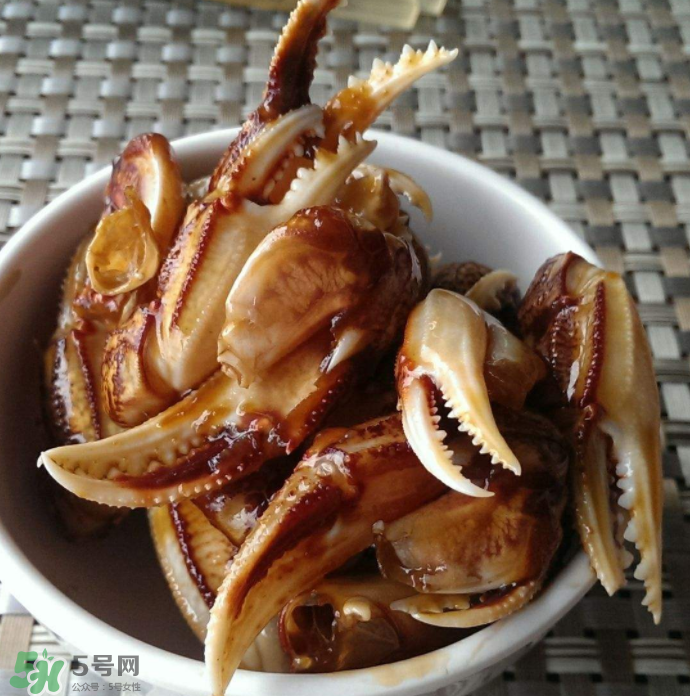 醉蟹是生吃好還是熟吃好？哪種更好吃？