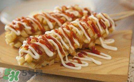 熱狗為什么叫熱狗？網(wǎng)絡(luò)上熱狗是什么意思