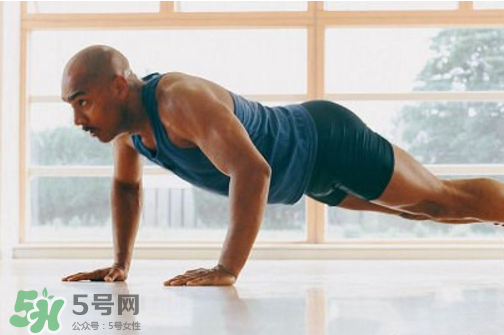 波比跳能減肚子嗎？波比跳做多少能減脂？