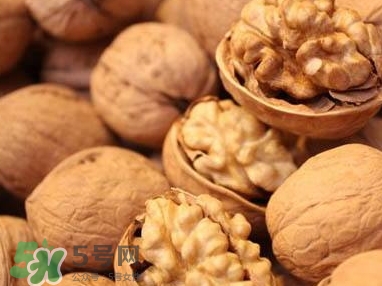 核桃與什么食物相克？核桃和什么一起吃有營(yíng)養(yǎng)？