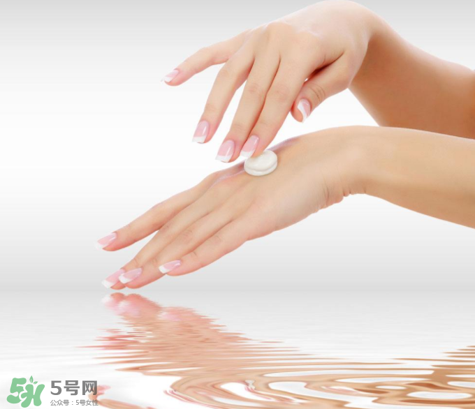 手部皮膚干燥怎么辦？手部干燥解決方法