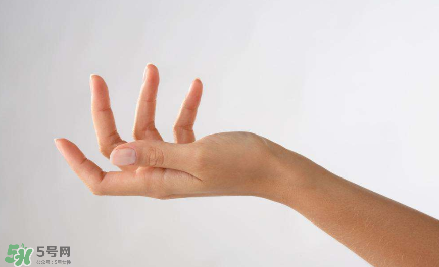 甲周倒刺怎么辦？手部角質厚怎么辦？