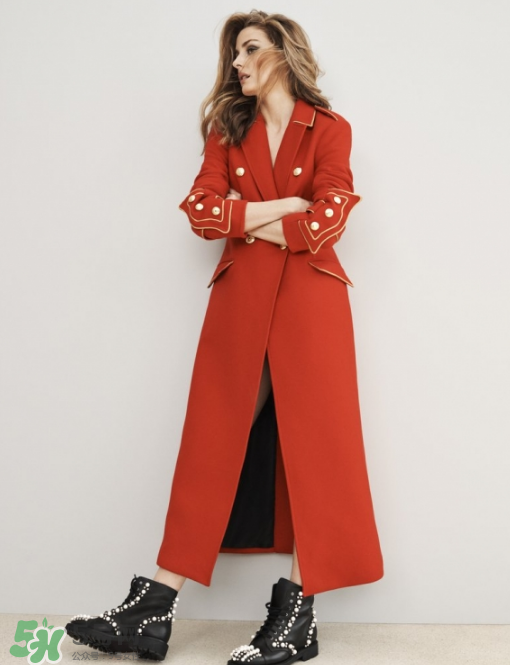 香蕉共和國是什么牌子？香蕉共和國什么檔次？