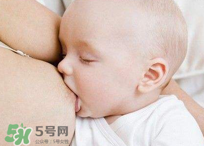 寶寶突然不吃母乳了怎么回事？寶寶不吃母乳是為什么？