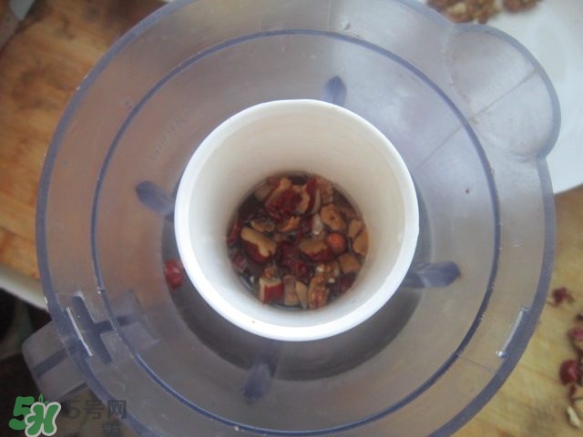 核桃可以和黃豆一起打豆?jié){嗎？核桃和什么一起打豆?jié){好？