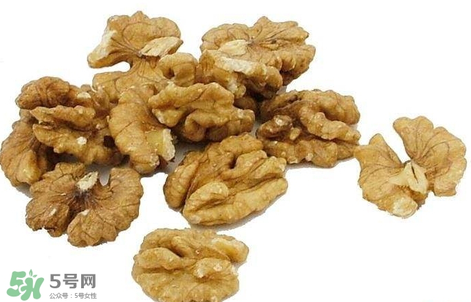 鮮核桃是涼性還是熱性？鮮核桃是發(fā)物嗎？