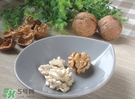 新鮮核桃怎么吃？新鮮核桃怎么給寶寶吃？