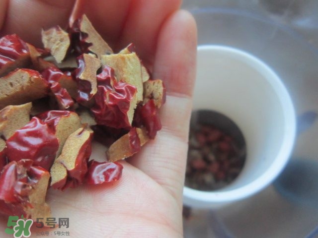 核桃可以和黃豆一起打豆?jié){嗎？核桃和什么一起打豆?jié){好？