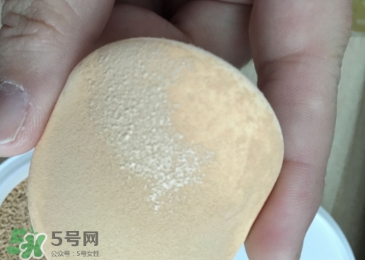 蘭蔻小粉盒適合什么膚質(zhì)？