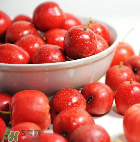 山楂和蜂蜜能一起沖水喝嗎？