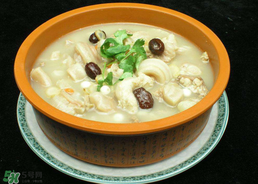 湯里的鈣鐵含量高不高？湯的蛋白質(zhì)多嗎？