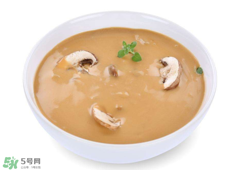 燉湯時間是不是越長越好？湯里營養(yǎng)多嗎？