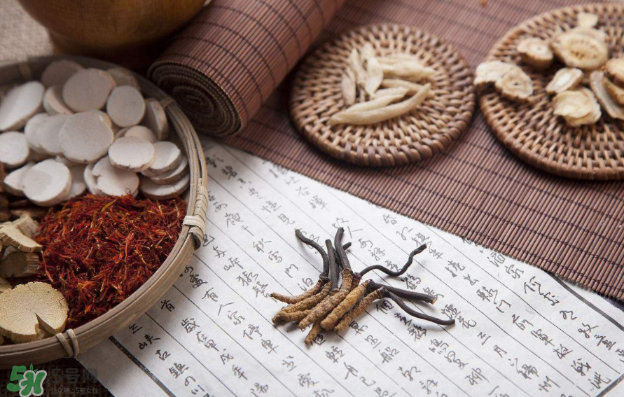 清熱降火的中藥有哪些？清熱降火的中藥大全