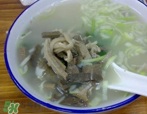 羊雜湯膻不膻？羊雜湯是哪里的特色美食