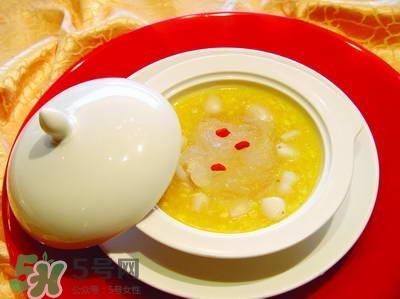 雪蛤和燕窩能一起燉嗎？雪蛤燕窩一起燉有什么功效作用