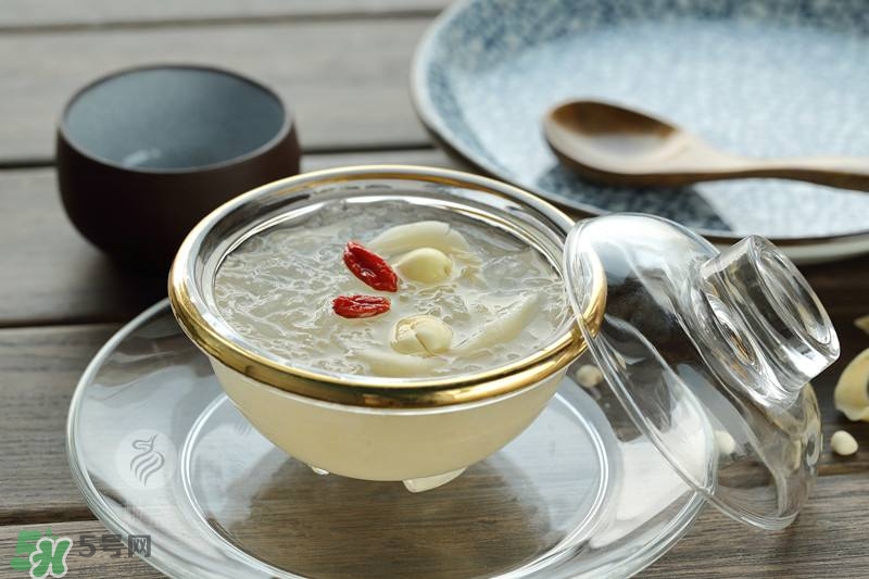 雪蛤和燕窩哪個(gè)好？雪蛤和燕窩的區(qū)別