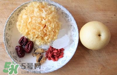 雪蛤能和銀耳一起燉嗎？雪蛤銀耳羹怎么做？