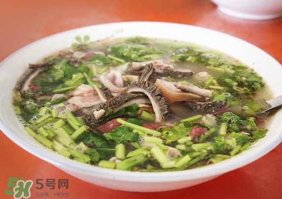 羊雜湯膻不膻？羊雜湯是哪里的特色美食