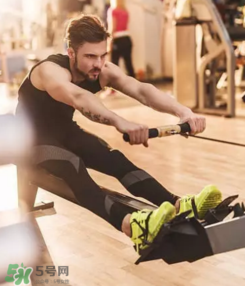 劃船機(jī)是練腹肌的嗎？劃船機(jī)的鍛煉方法
