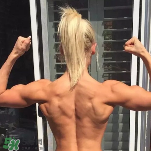 杠鈴劃船練哪里？杠鈴劃船重量怎么選？