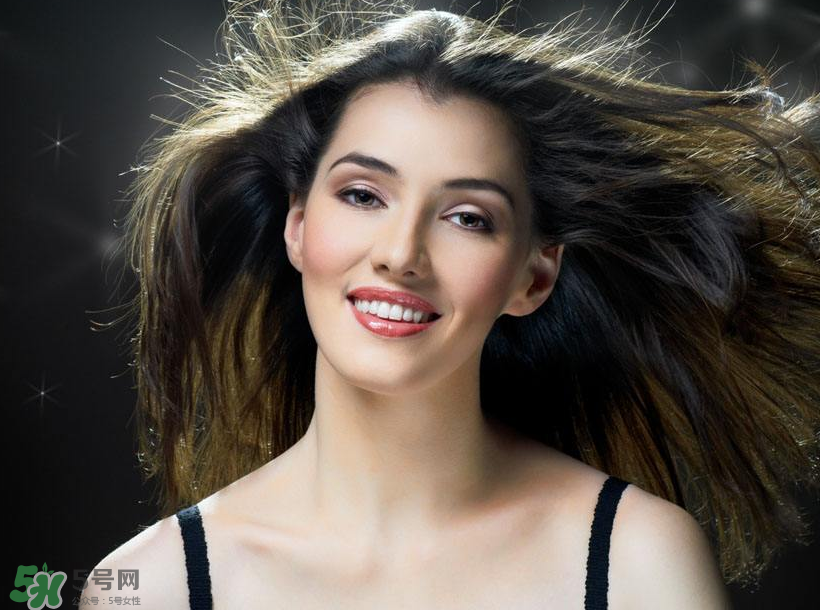 乳腺炎是熱敷還是冷敷？乳腺炎應(yīng)該熱敷還是冷敷？