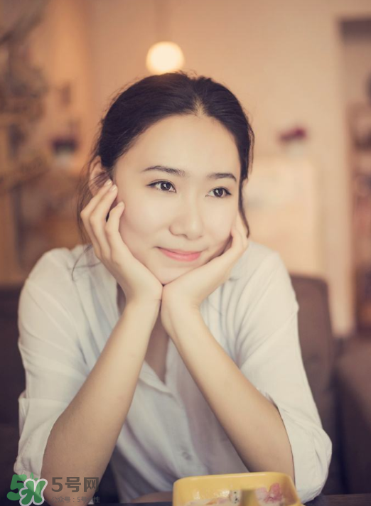 乳腺炎應(yīng)該吃什么？乳腺炎應(yīng)該注意什么？