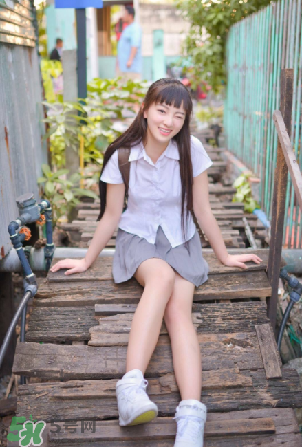 乳腺炎應(yīng)該吃什么？乳腺炎應(yīng)該注意什么？