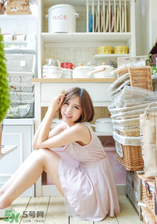 乳腺炎應(yīng)該吃什么藥？乳腺炎應(yīng)該怎么治療？