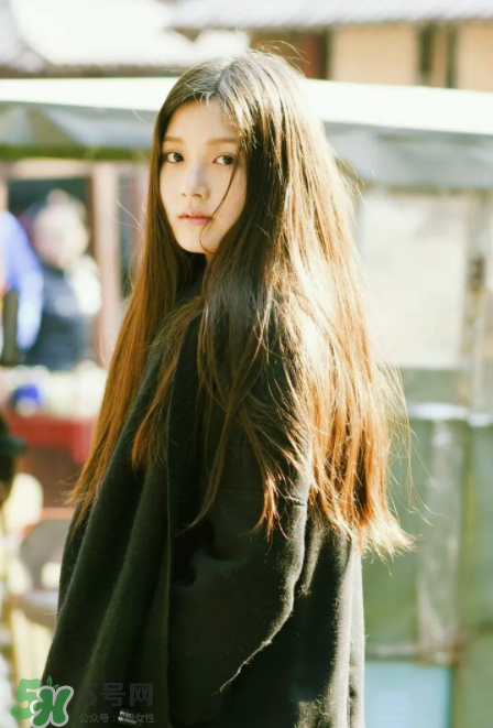 乳腺炎應(yīng)該吃什么藥？乳腺炎應(yīng)該怎么治療？