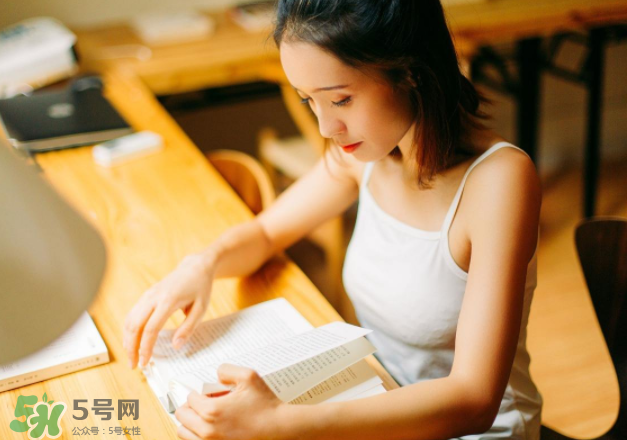 乳腺炎不發(fā)燒能喂奶嗎？乳腺炎輸液能喂奶嗎?