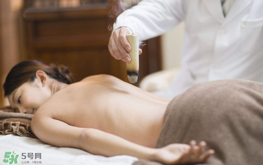 艾灸是怎樣給身體排毒的？關(guān)于艾灸的小知識