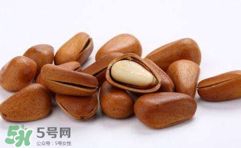 松子不能和什么一起吃？松子什么人不能吃