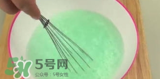 護發(fā)素能當柔順劑嗎？護發(fā)素當柔順劑好不好