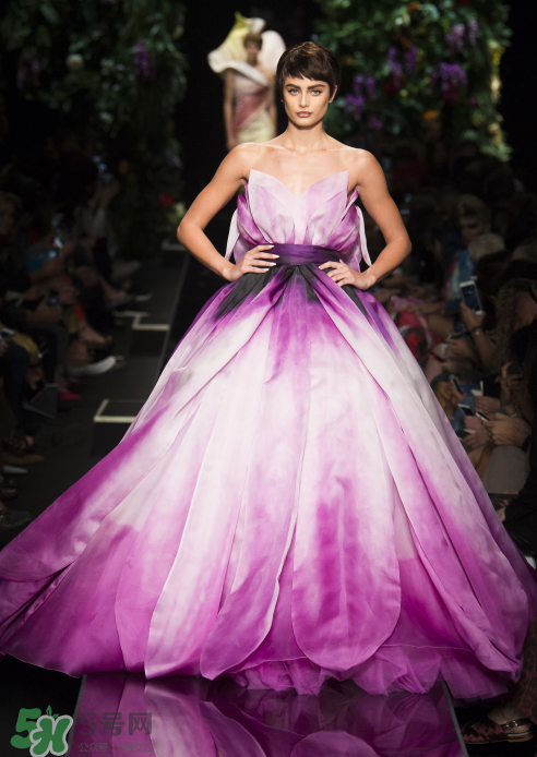 moschino2018春夏系列服裝怎么樣_好看嗎？