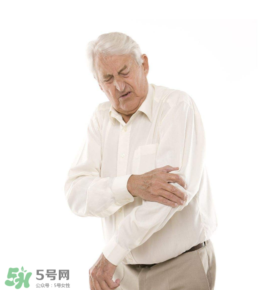 風濕是痛風嗎？風濕跟痛風有什么區(qū)別？