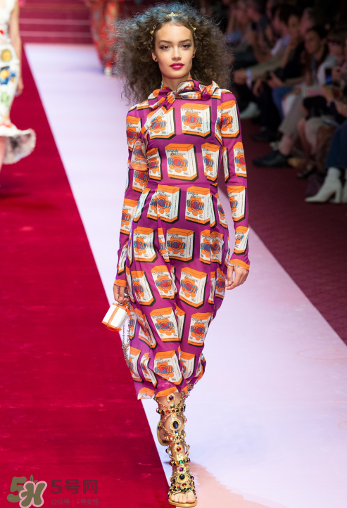 dolce gabbana2018春夏系列服裝怎么樣_好看嗎？