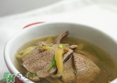豬肝湯怎么做好喝？吃豬肝的注意事項(xiàng)