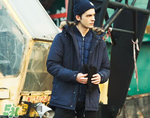 carhartt一般多少錢？carhartt是不是潮牌？