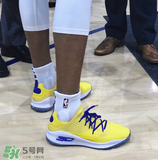 under armour curry 4 low warriors什么時(shí)候發(fā)售？
