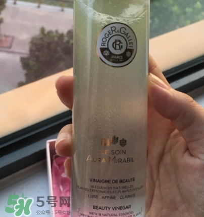 香邂格蕾古法凝光醋萃爽膚水怎么用？