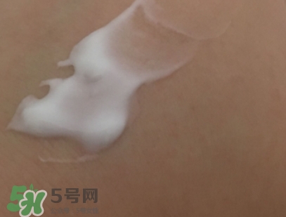 香邂格蕾古法凝光精華霜怎么用？香邂格蕾面霜使用心得