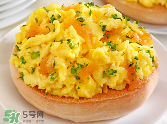 干咳嗽吃什么好的快？小孩外寒咳嗽的癥狀表現(xiàn)