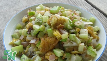 八月瓜的籽怎么吃？八月瓜籽的功效作用