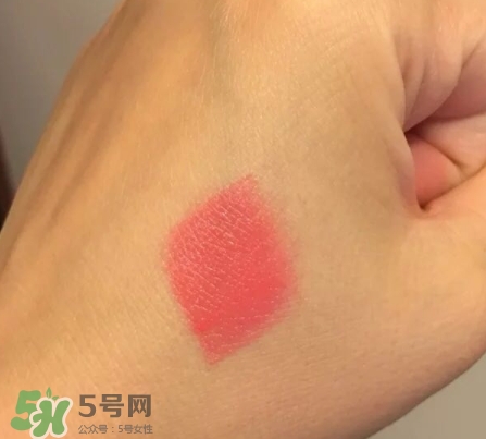 雅詩蘭黛戀愛唇膏怎么打開？雅詩蘭黛戀愛唇膏怎么用