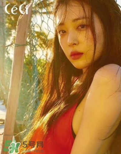 雅詩蘭黛戀愛唇膏300試色 雅詩蘭黛戀愛唇膏300多少錢？